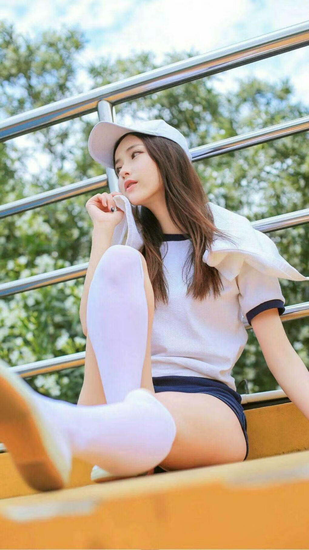 拜仁慕尼黑客场2-0战胜莱比锡，积分榜上升，拜仁慕尼黑2队
