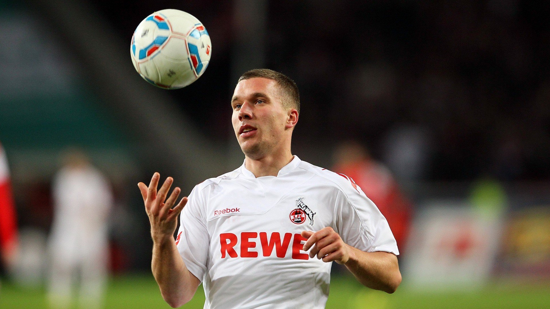 国际运动舞蹈大赛，身体与音乐的完美融合，国际舞蹈运动联合会